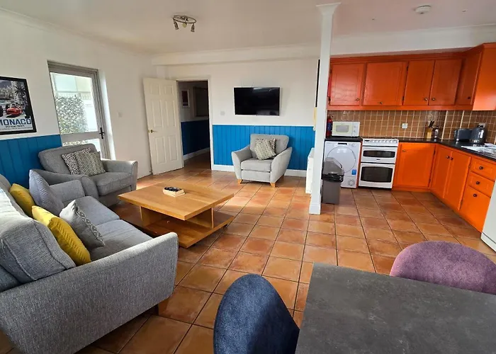 アパート Cool Dockland Apt, Sleeps 5, With Parking ゴールウェイ