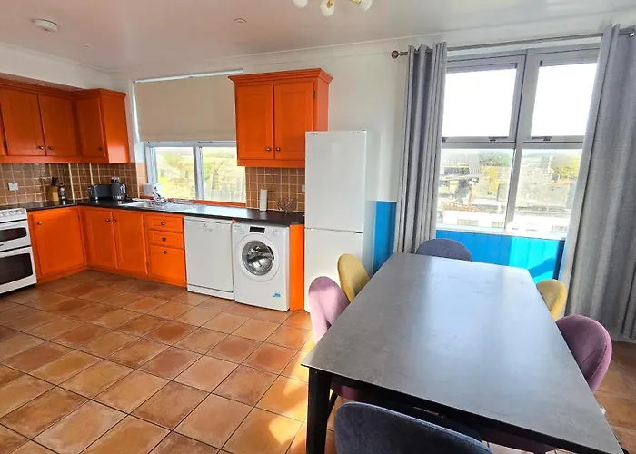 Apartment Cool Dockland Apt, Sleeps 5, With Parking